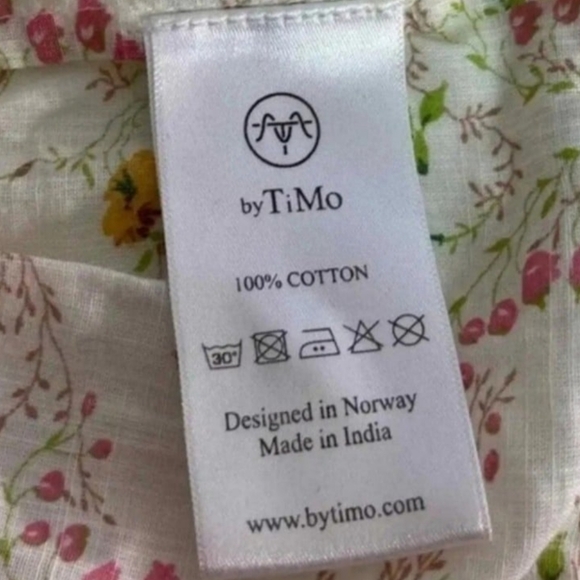 Ivory Floral Cotton V Neck Eyelet Trim Mini Dress in Wallpaper - Picture 10 of 12